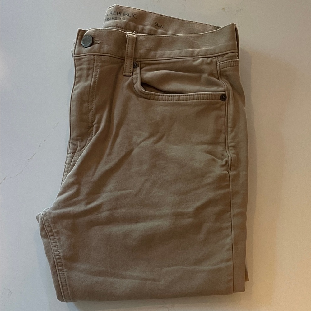Banana Republic “The Traveler” Pants